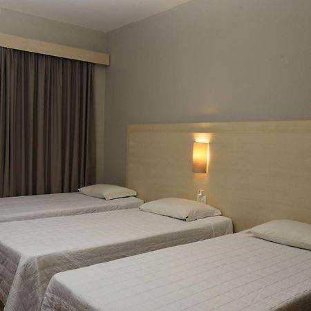 Golden Blue Hotel Londrina Camera foto