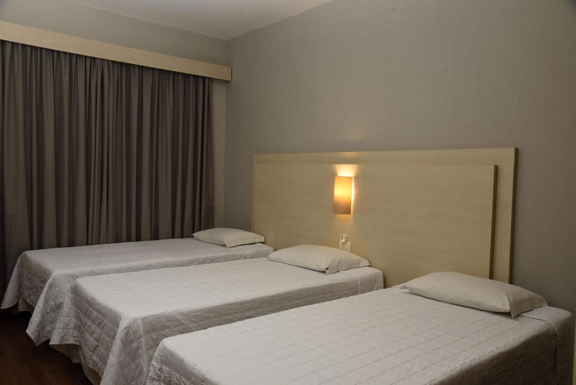 Golden Blue Hotel Londrina Camera foto